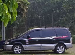 Jual mobil Hyundai Trajet GL8 2005 bekas, Jawa Barat 2