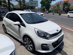 Jual mobil Kia Rio Platinum 2016 bekas, Bali 2