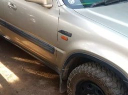 Jual cepat Honda CR-V 4X4 2000 di Jawa Barat 4