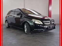 Jawa Barat, Mercedes-Benz B-CLass B 200 2013 kondisi terawat 8