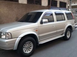 Mobil Ford Everest 2005 XLT dijual, DKI Jakarta 5