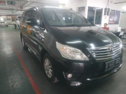 Jual mobil Toyota Kijang Innova 2.0 V 2012 bekas di DKI Jakarta 2