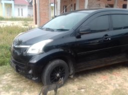 Jual mobil bekas murah Daihatsu Xenia R DLX 2014 di Riau 2