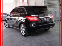 Jawa Barat, Mercedes-Benz B-CLass B 200 2013 kondisi terawat 7