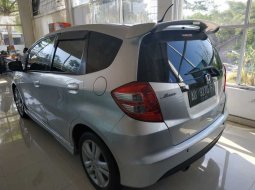 Mobil Honda Jazz RS 2010 terawat di DIY Yogyakarta 4