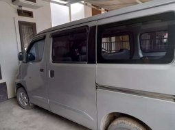 Mobil Daihatsu Gran Max 2010 AC dijual, Kalimantan Selatan 3