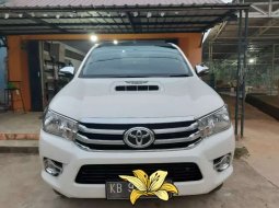 Jual mobil bekas murah Toyota Hilux G 2016 di Kalimantan Barat 4