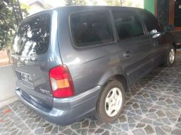 Jual Hyundai Trajet GL8 2005 harga murah di Jawa Tengah 4