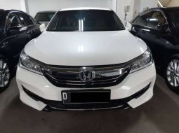 Jual Honda Accord VTi-L 2016 harga murah di Jawa Barat 5