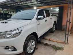 Jual mobil bekas murah Toyota Hilux G 2016 di Kalimantan Barat 2
