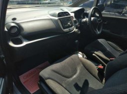 Jawa Tengah, dijual mobil Honda Jazz RS 2011 bekas 4