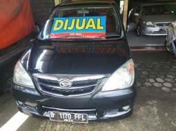 Jual cepat Daihatsu Xenia Li 2010 di Jawa Tengah  2