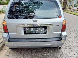 Jawa Tengah, Ford Escape XLT 2008 kondisi terawat 4