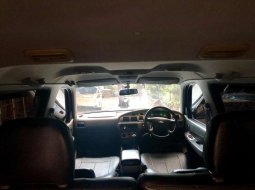 Dijual mobil bekas Ford Everest XLT, Bali  7