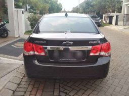 Jual mobil Chevrolet Cruze 2010 bekas, Jawa Timur 3