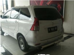 Dijual mobil bekas Daihatsu Xenia D STD, Jawa Barat  4