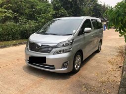 Mobil Toyota Vellfire 2009 V terbaik di DKI Jakarta 7