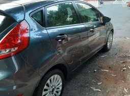 Jual cepat Ford Fiesta Trend 2010 di DKI Jakarta 4