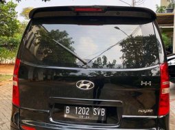 Jual mobil Hyundai H-1 Royale 2012 bekas, Banten 5