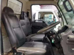 Mobil Isuzu Elf 2011 dijual, DKI Jakarta 5