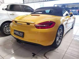 Jawa Timur, Porsche Boxster 2013 kondisi terawat 4