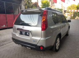 Jual Nissan X-Trail XT 2009 harga murah di Jawa Timur 4