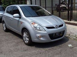 Mobil Hyundai I20 2011 terbaik di Jawa Barat 1