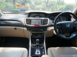 Dijual mobil bekas Honda Accord VTi-L, Banten  8