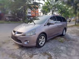 Sumatra Utara, Mitsubishi Grandis 2005 kondisi terawat 8