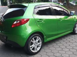 Jual Mazda 2 R 2011 harga murah di Jawa Barat 4