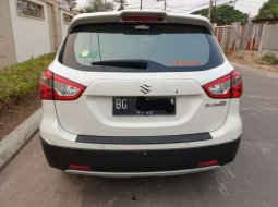 Jual mobil bekas murah Suzuki SX4 Cross Over 2016 di Sumatra Selatan 2