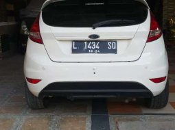 Jawa Timur, Ford Fiesta 2010 kondisi terawat 1