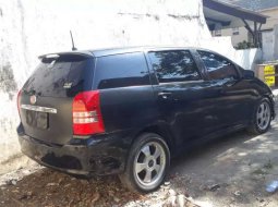 Mobil Toyota Wish 2003 terbaik di Jawa Timur 2