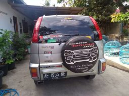 Dijual mobil bekas Daihatsu Taruna FGX, Jawa Timur  10