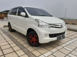 Mobil Daihatsu Xenia 2014 D PLUS terbaik di Banten 5