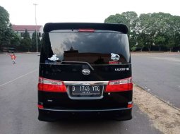 Jual cepat Daihatsu Luxio X 2011 di Jawa Barat 1