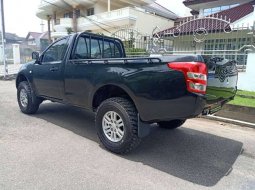 Dijual mobil bekas Mitsubishi Triton GLX 4x4, Kalimantan Barat  9