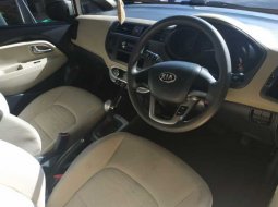 Jual mobil Kia Rio 1.4 Automatic 2013 bekas di DIY Yogyakarta 4