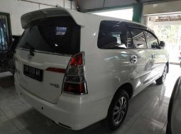 Mobil Toyota Kijang Innova 2.5 G 2017 terawat di Jawa Tengah  6