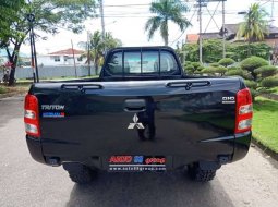 Dijual mobil bekas Mitsubishi Triton GLX 4x4, Kalimantan Barat  3