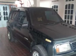 Mobil Suzuki Escudo 1996 JLX terbaik di Sumatra Barat 3