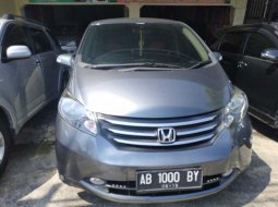 Dijual mobil bekas Honda Freed PSD 2009, Jawa Tengah  2