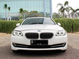 Dijual mobil bekas BMW 5 Series 520i 2012, DKI Jakarta 1