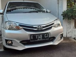 Mobil Toyota Etios 2015 dijual, Jawa Barat 5