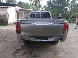 Jual mobil bekas murah Toyota Hilux 2017 di Sumatra Selatan 6