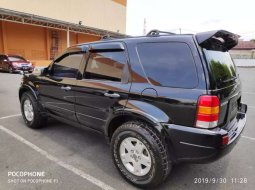 Mobil Ford Escape 2005 dijual, Kalimantan Selatan 1