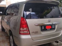 Jual mobil bekas murah Toyota Kijang Innova E 2005 di Jawa Tengah 1