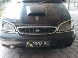 Jawa Timur, Kia Carnival 2000 kondisi terawat 1