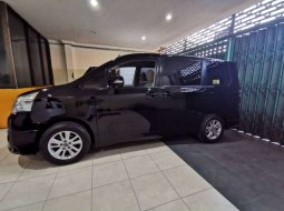 Mobil Toyota NAV1 2013 V dijual, Jawa Timur 9