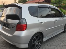 Jual mobil bekas Honda Jazz i-DSI 2006 dengan harga murah di DIY Yogyakarta 5